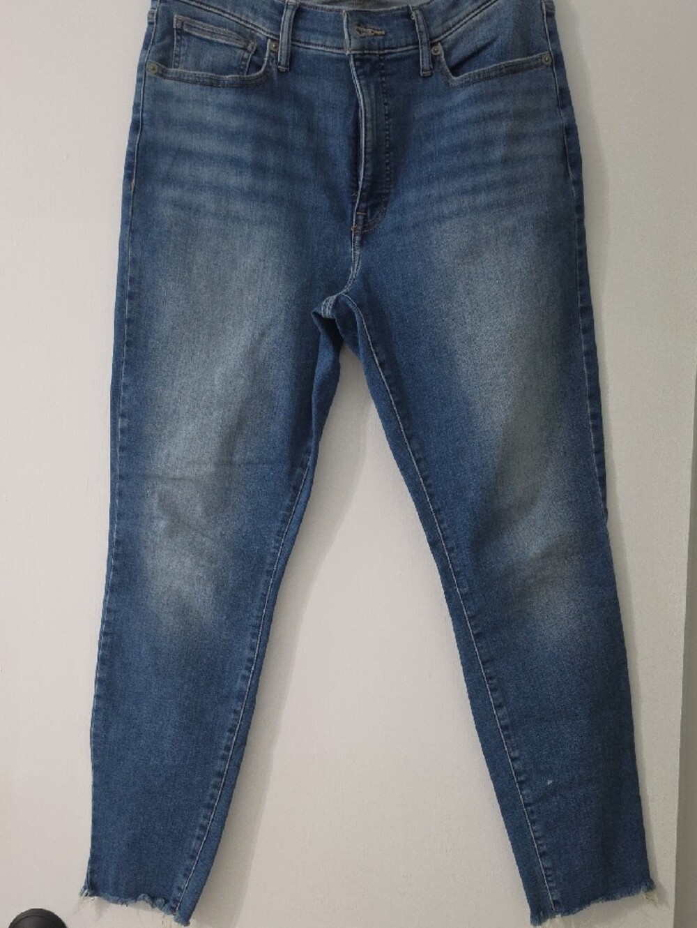 Lucky Brand Women's Medium Blue High-Rise Ankle JeanSize 12/31A - Picture 2 of 6